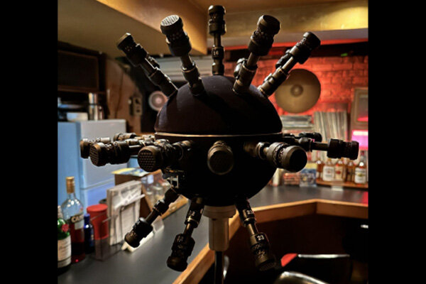 FMヨコハマ（84.7MHz）番組収録でELLマイクロフォンが使用されました