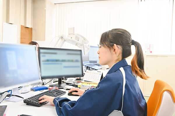事業戦略企画室 N.Sさん